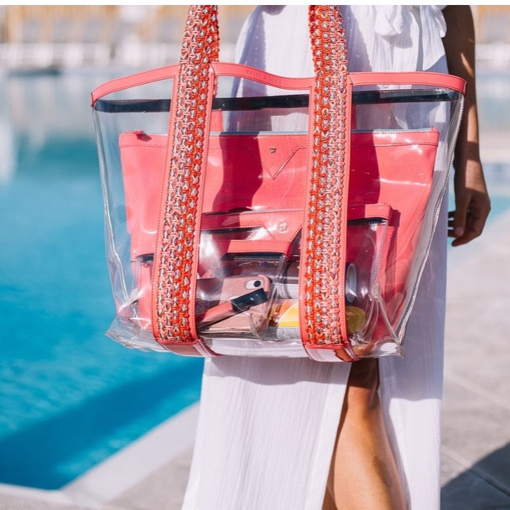 New with tags Kelly Wynne Beach bag - SOLD OUT